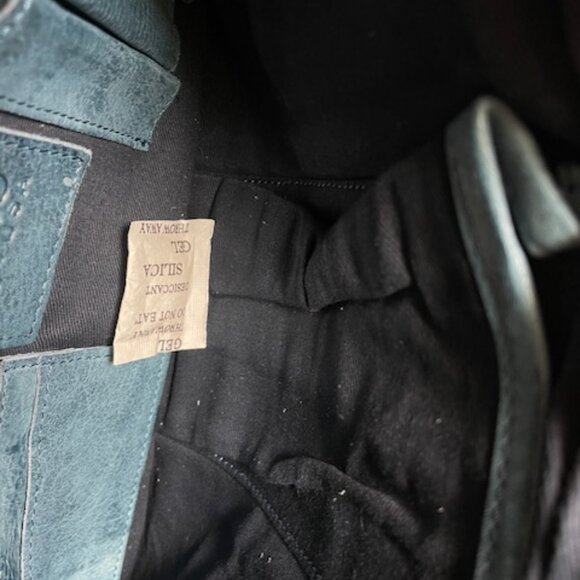 Latico Leathers Denim Crossbody Gigi NEW Discontinued - Picture 4 of 7